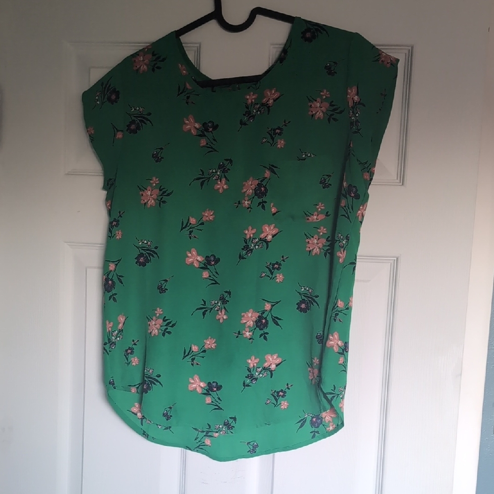 Floral Green Flowy Lightweight Women's Top